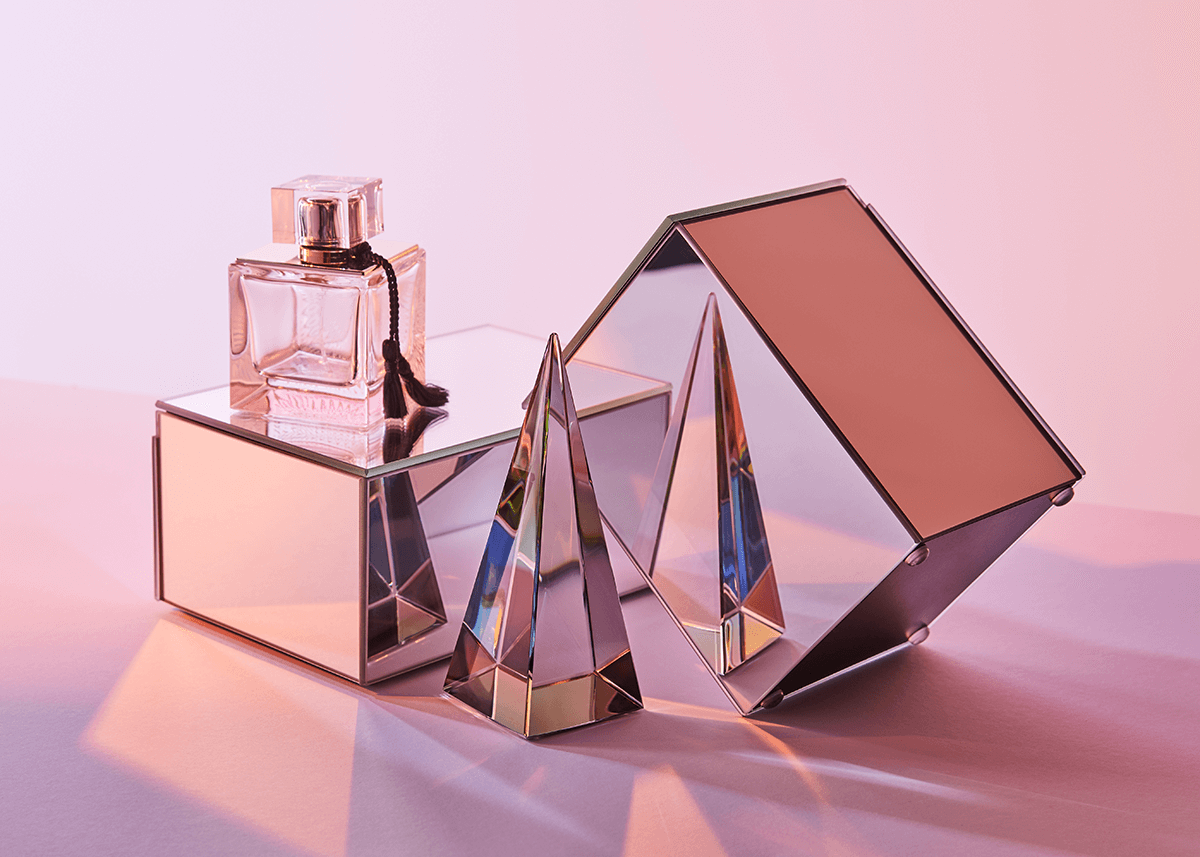 prismatic perfume packaging with pink tone